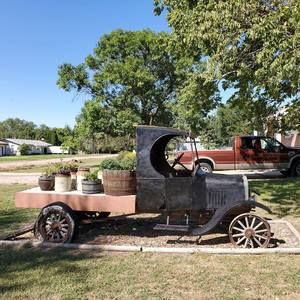 Meet your Posher, Karl dennis